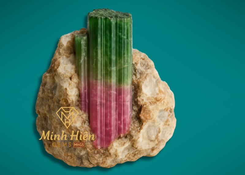 Đá Tourmaline là gì? Ý nghĩa phong thủy và cách nhận biết 4 bl tourmaline